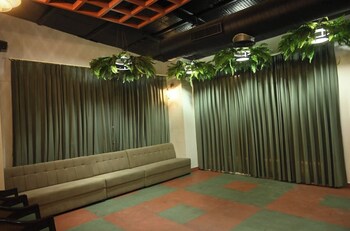 hotel vikram palace