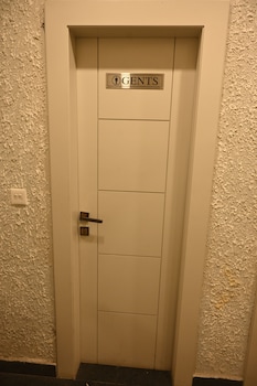 hotel vikram palace