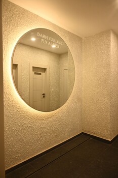 hotel vikram palace