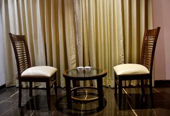 hotel monarch center point