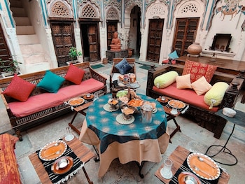vedaaranya haveli am hotel kollection