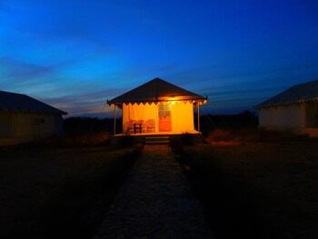 jawai bera leopard camp