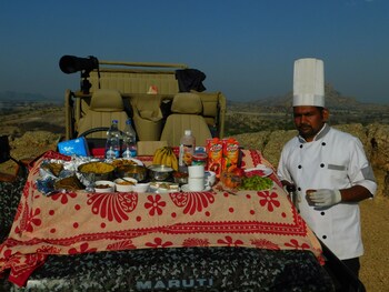 jawai bera leopard camp