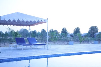 jawai bera leopard camp