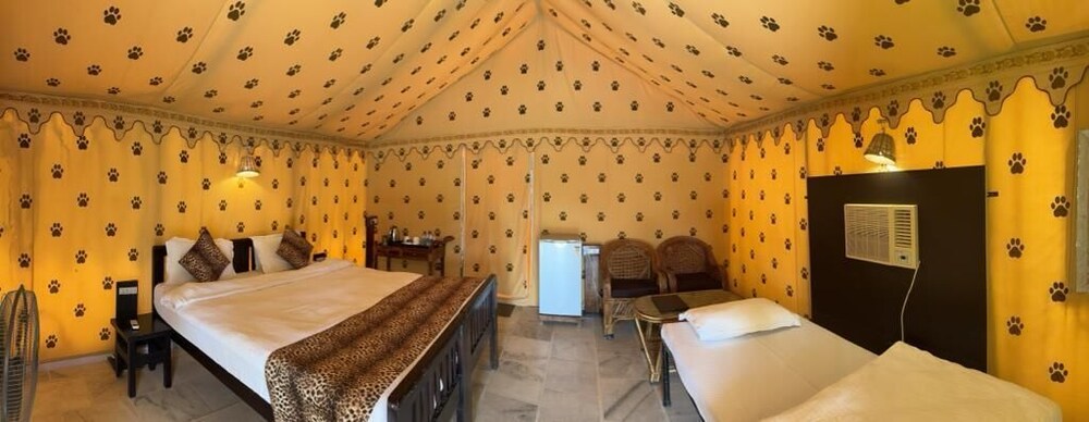 jawai bera leopard camp