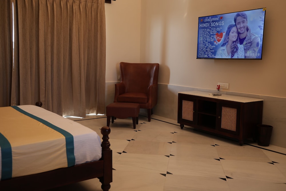 jawai bera leopard camp