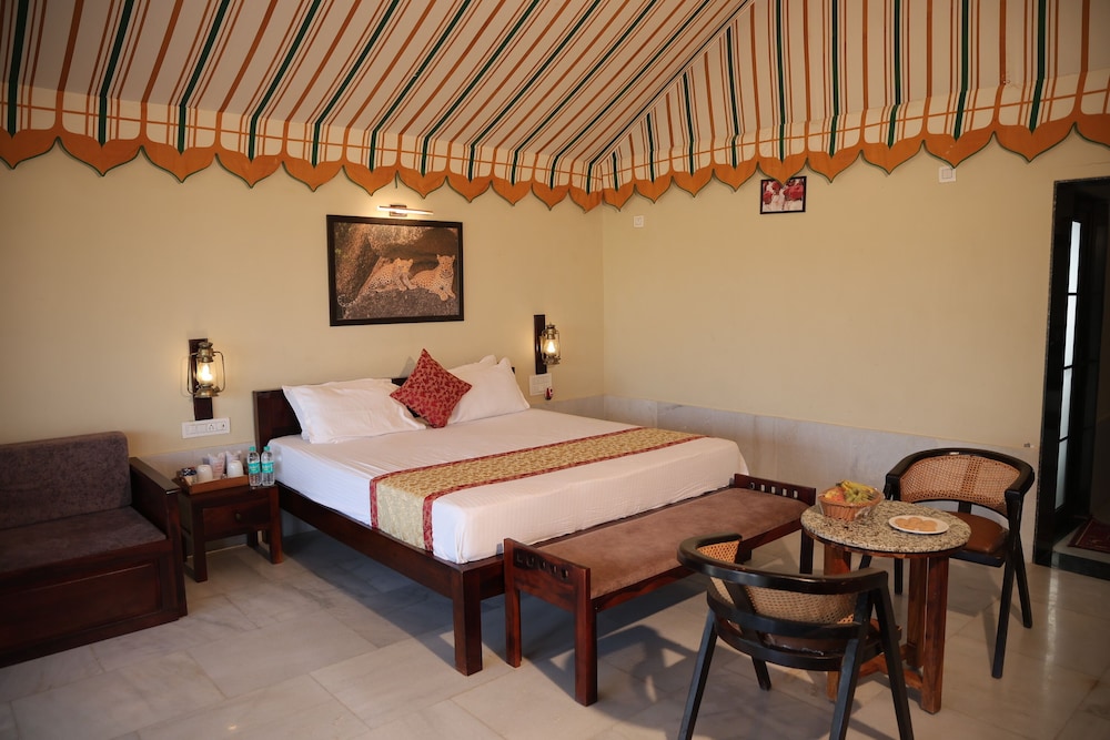 jawai bera leopard camp