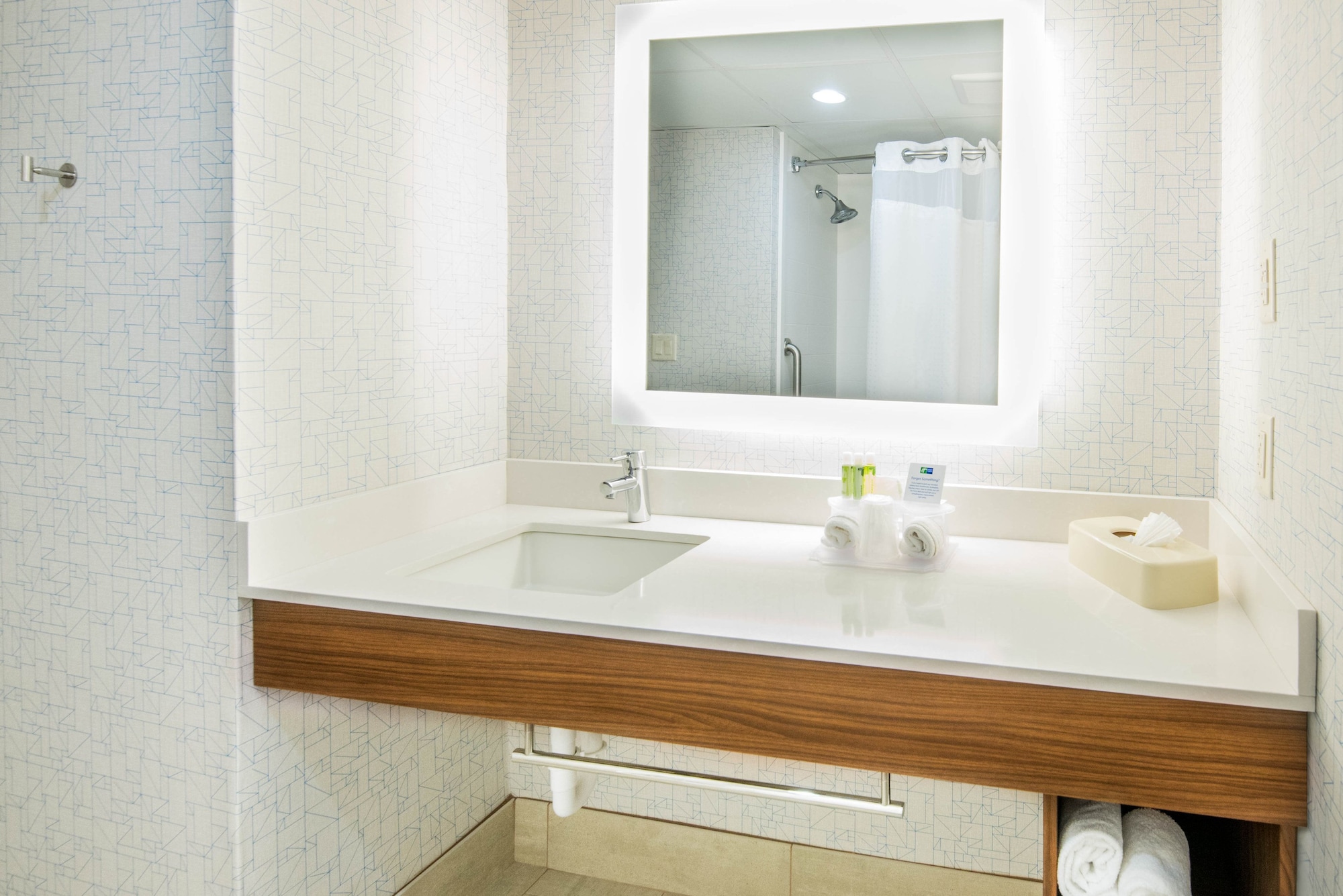 holiday inn express woodbridge by ihg