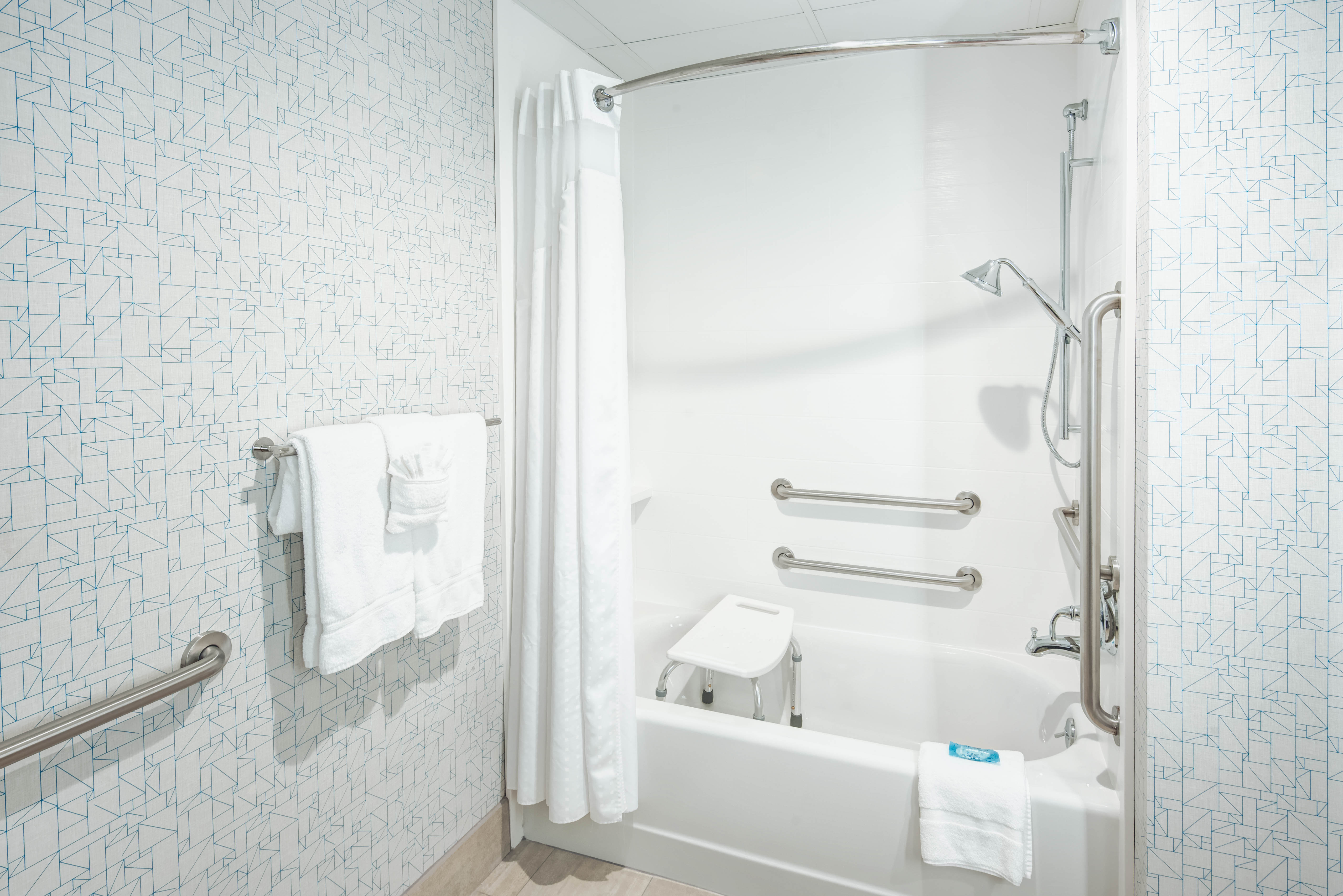 holiday inn express woodbridge by ihg