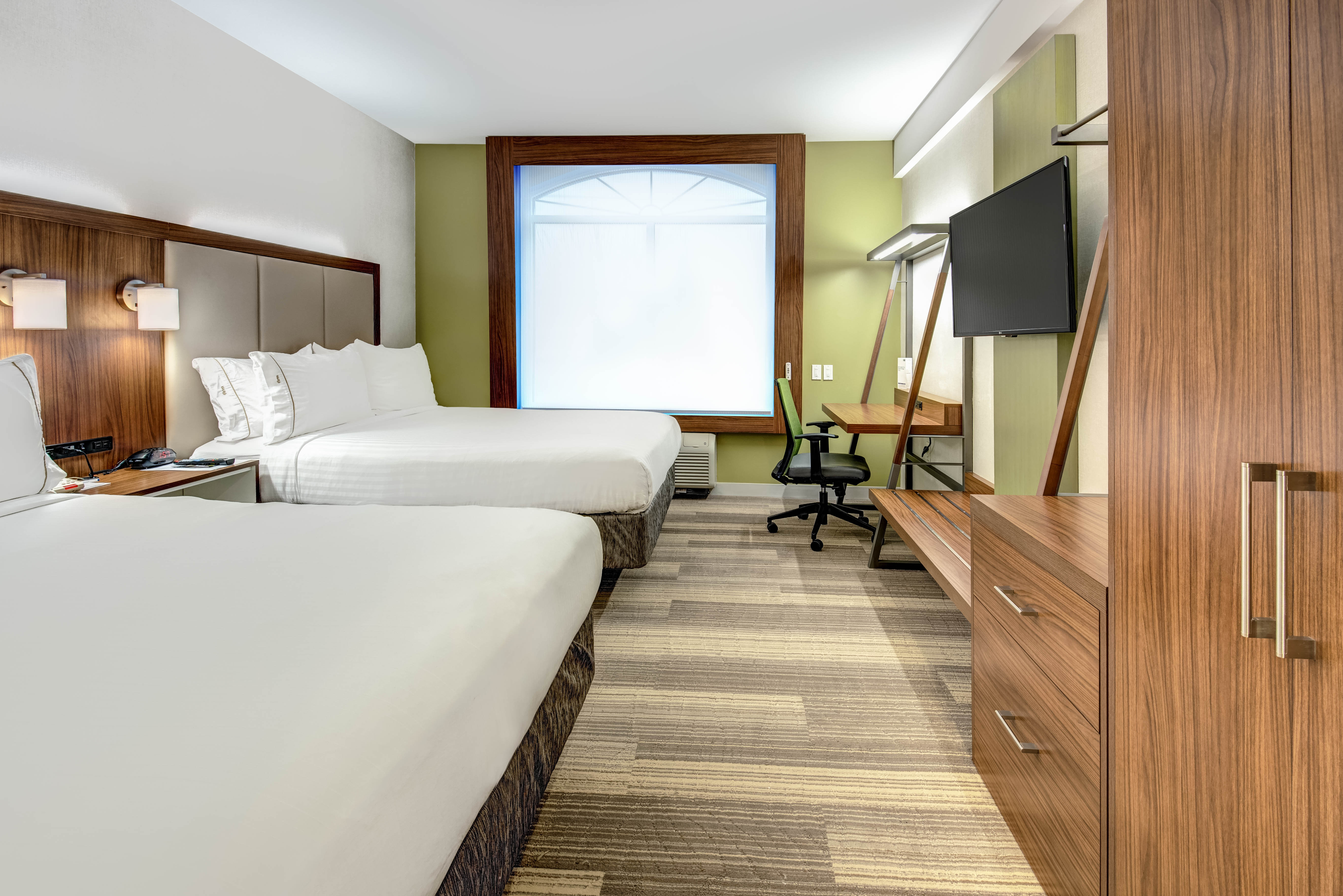 holiday inn express woodbridge by ihg