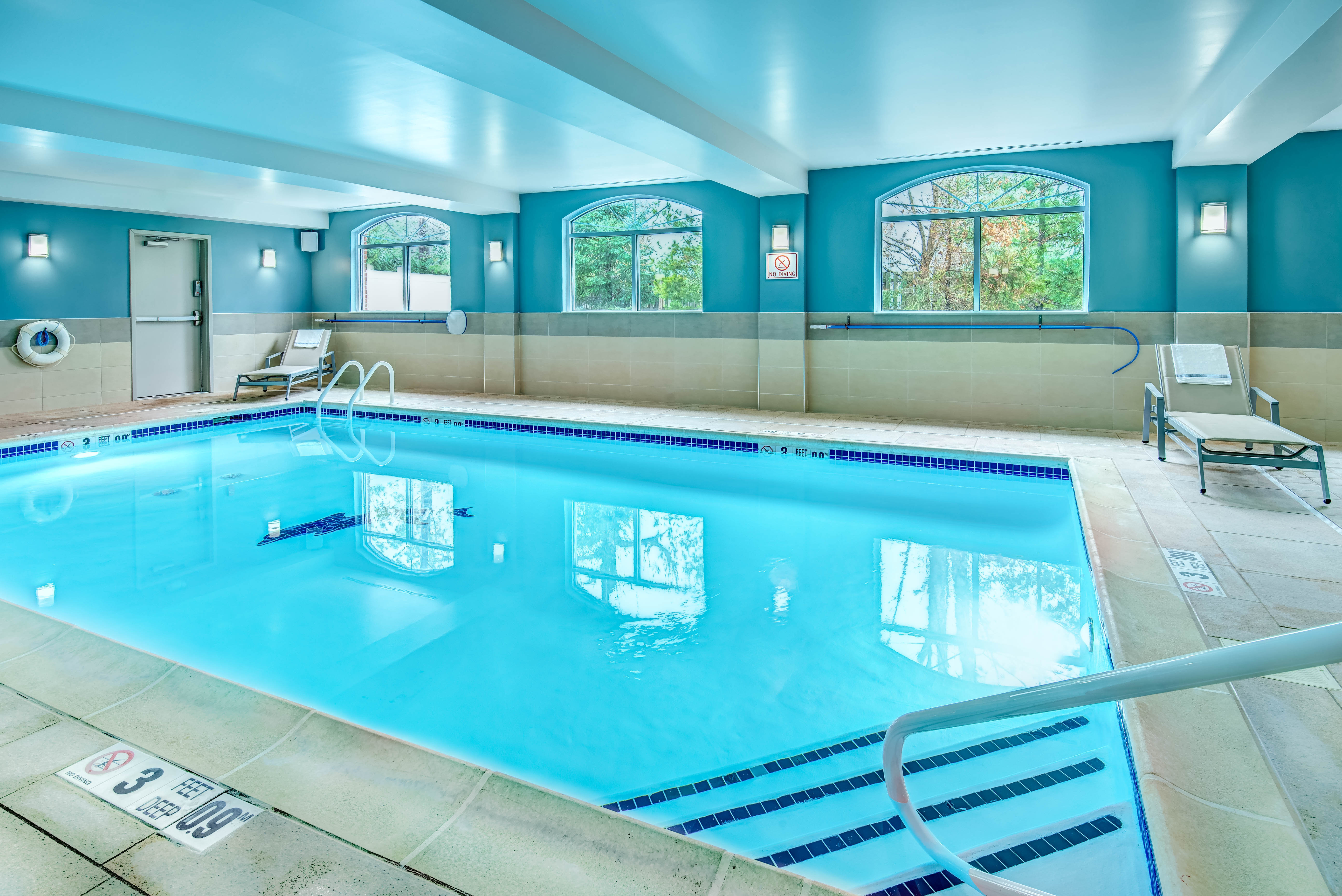 holiday inn express woodbridge by ihg