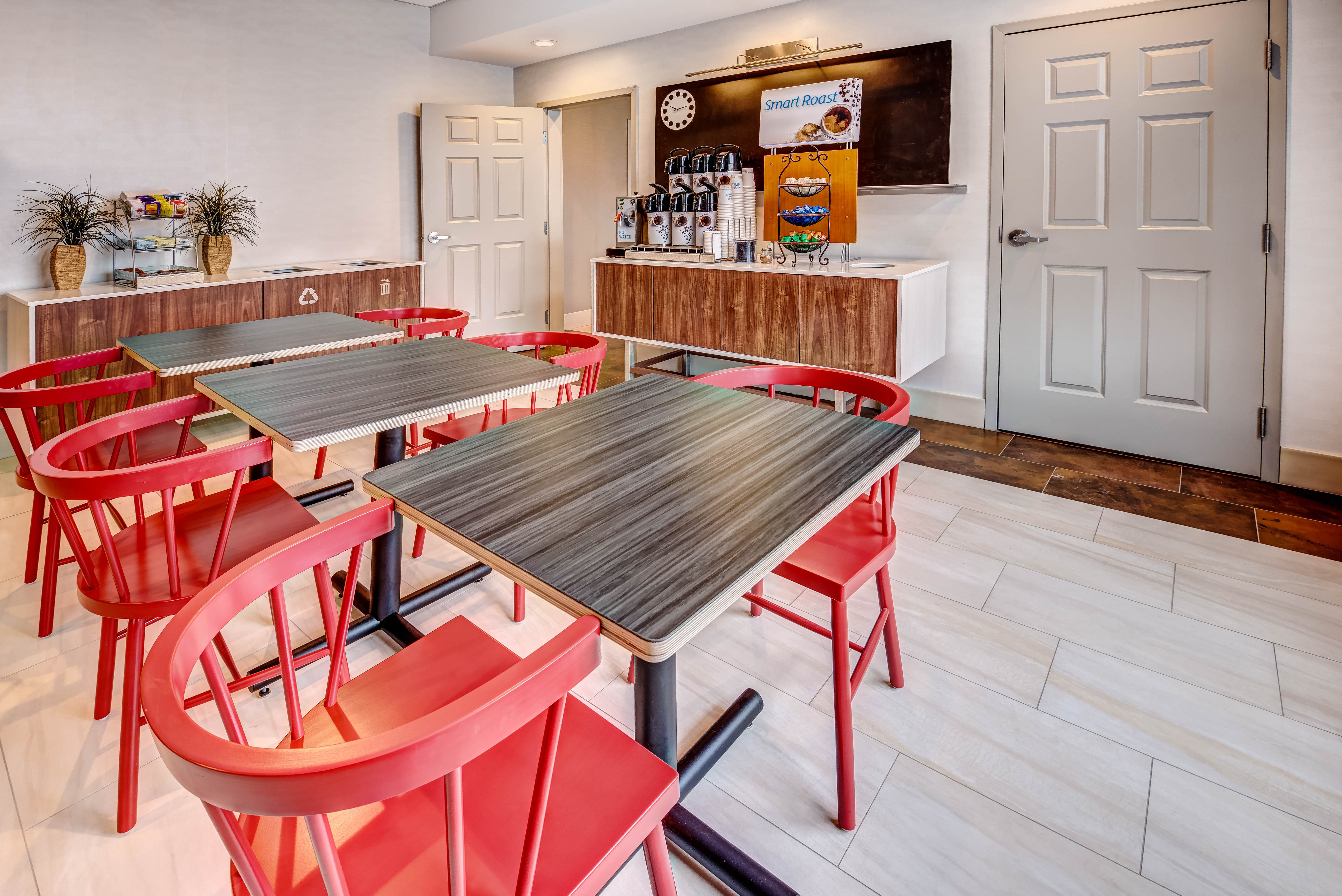 holiday inn express woodbridge by ihg