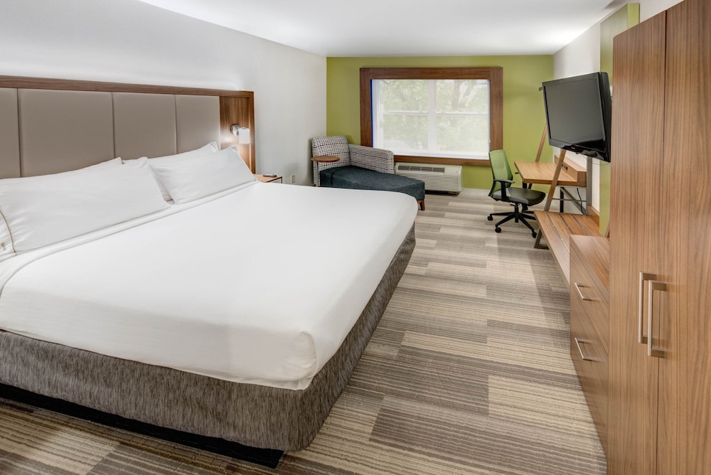 holiday inn express woodbridge by ihg