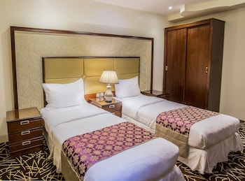 rest night hotel apartment