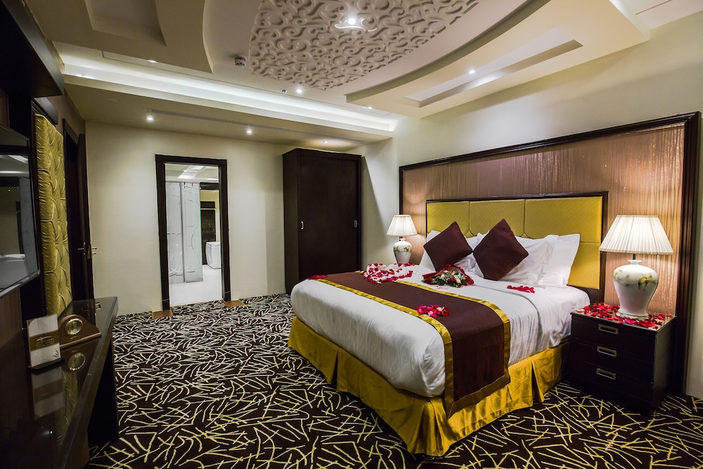 rest night hotel apartment