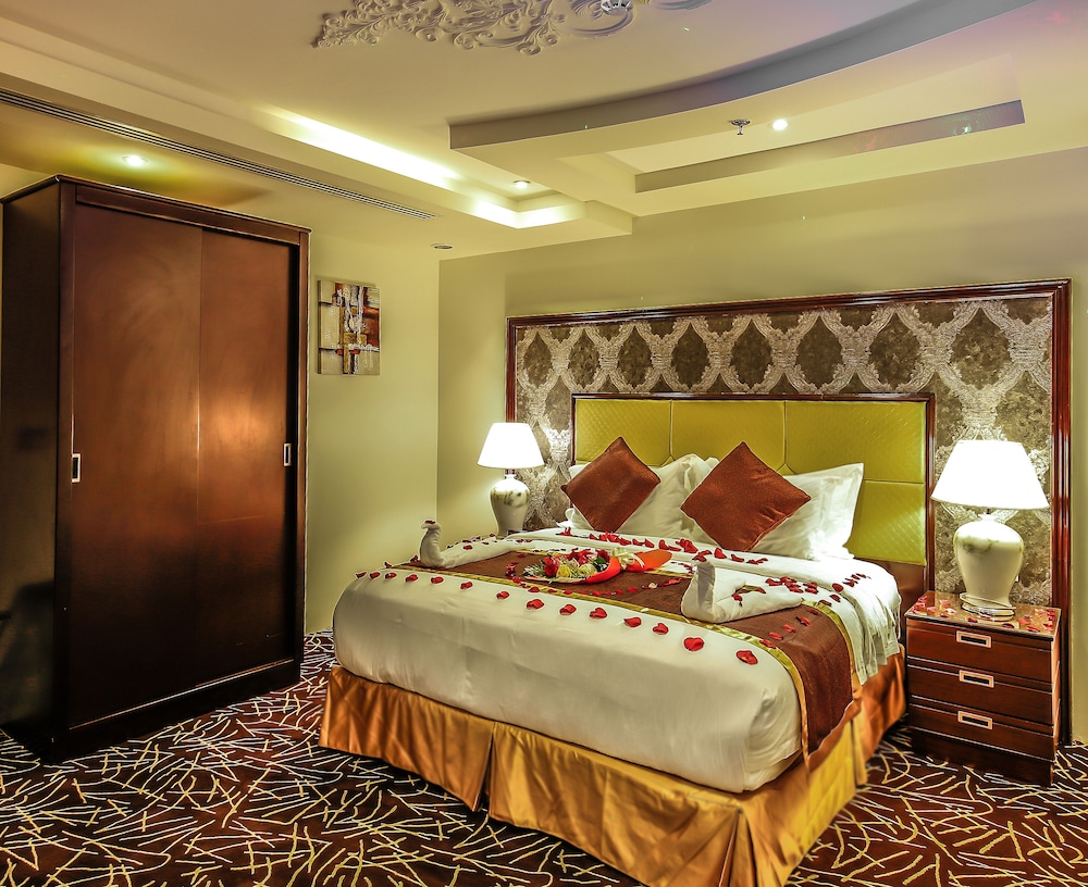 rest night hotel apartment