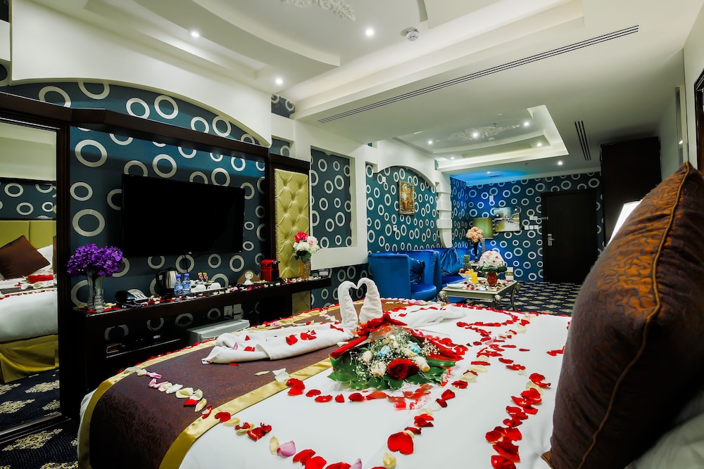 rest night hotel apartment