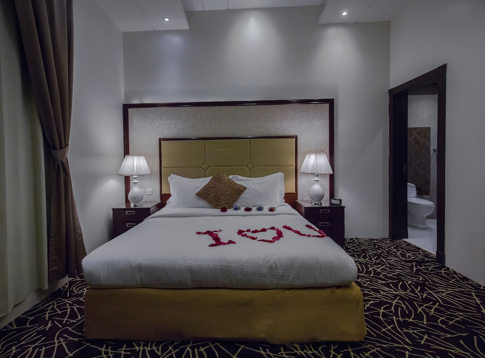 rest night hotel apartment