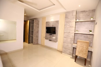hotel stanley near delhi international airport