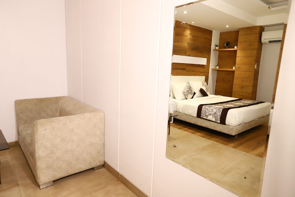 hotel stanley near delhi international airport
