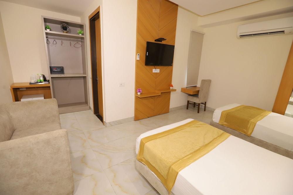 hotel stanley near delhi international airport