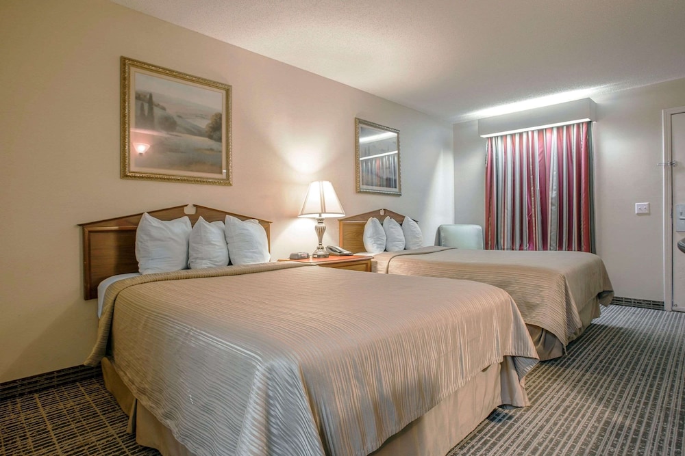 quality inn waynesboro