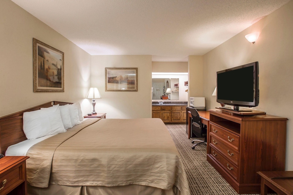 quality inn waynesboro