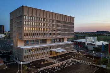 hotel marcel new haven tapestry collection by hilton