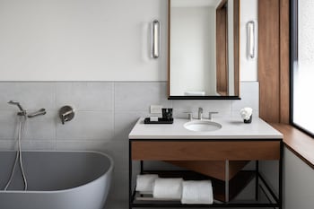 hotel marcel new haven tapestry collection by hilton