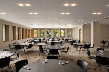 hotel marcel new haven tapestry collection by hilton