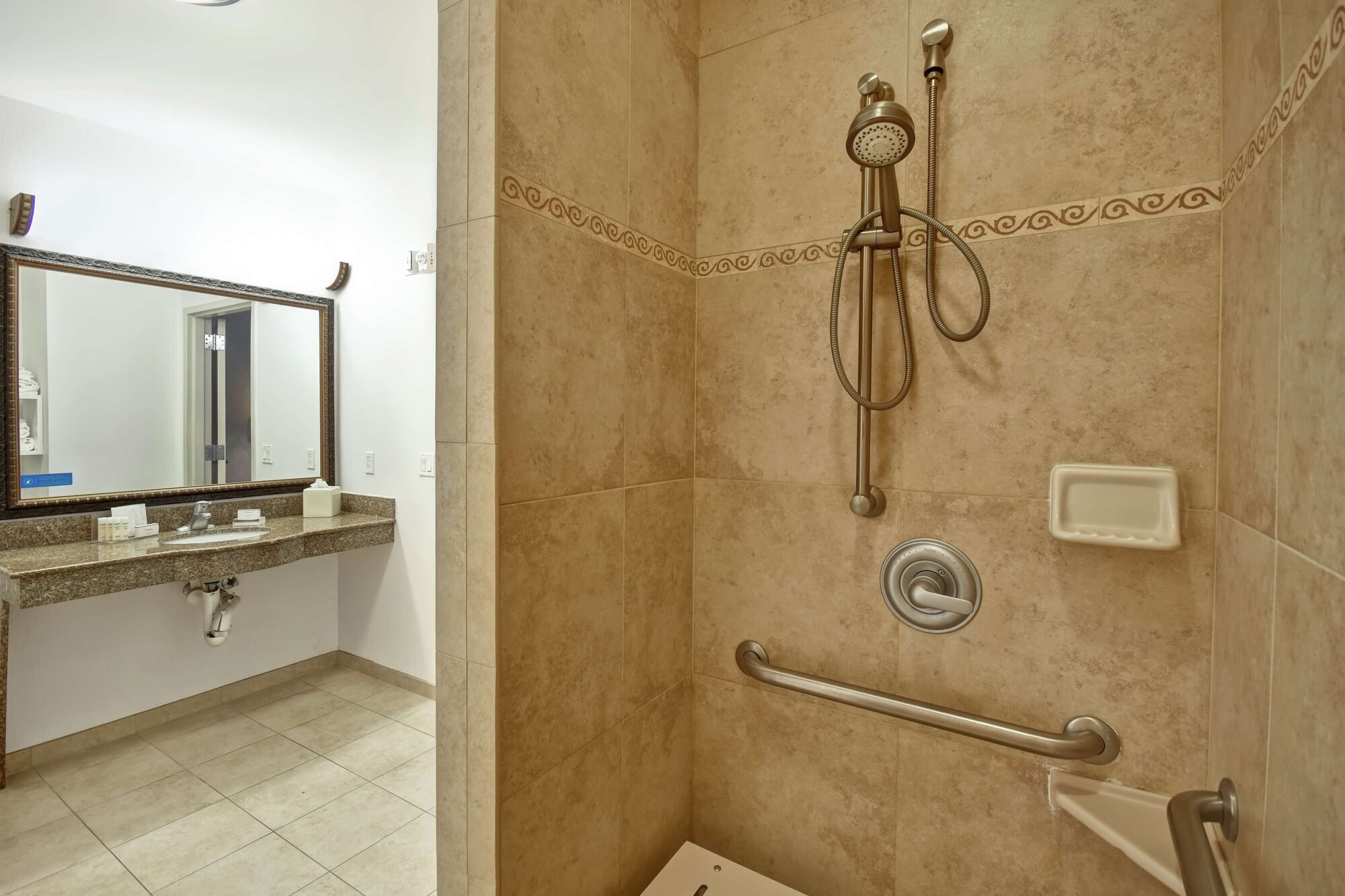 hampton inn and suites salt lake city west jordan
