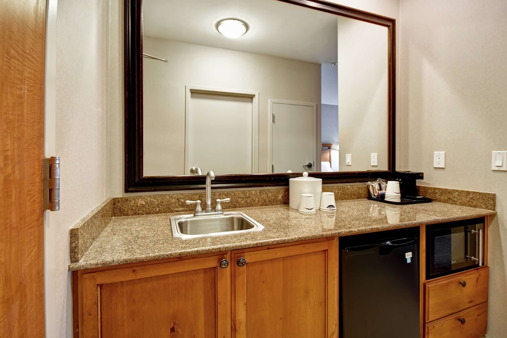 hampton inn and suites salt lake city west jordan