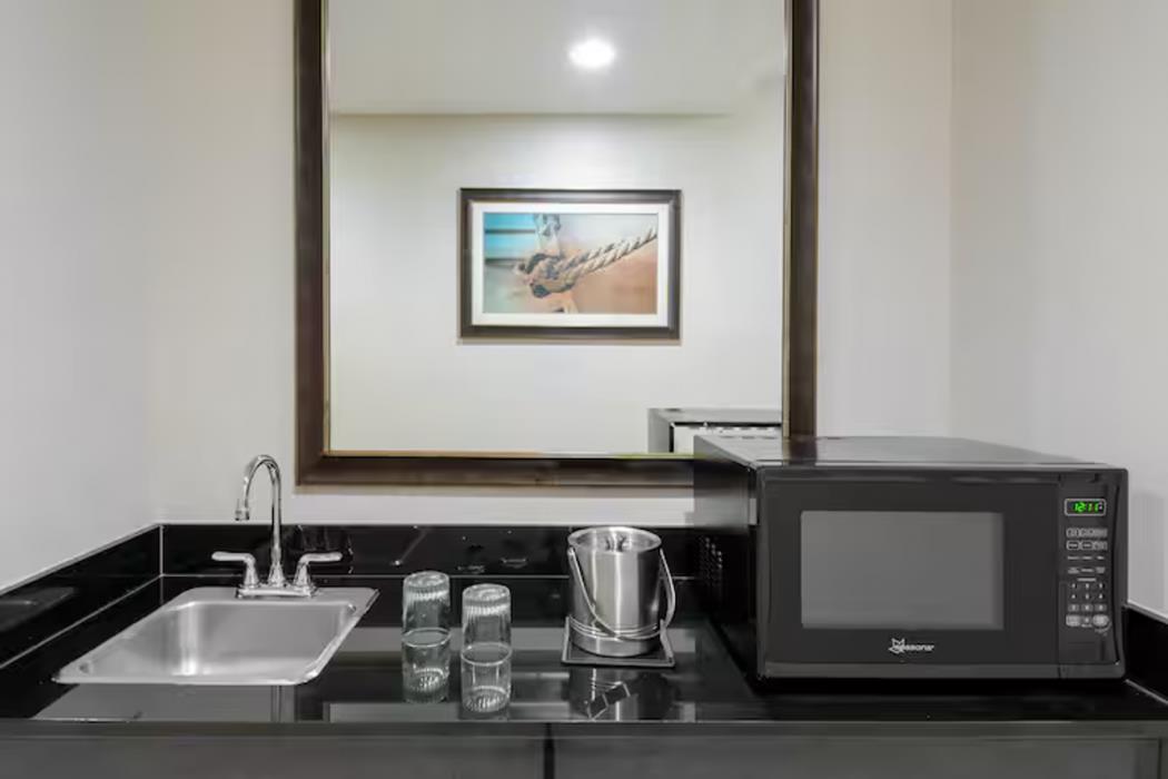 doubletree by hilton hotel west palm beach airport