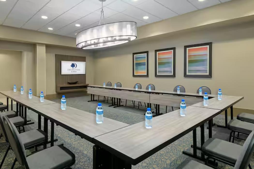 doubletree by hilton hotel west palm beach airport