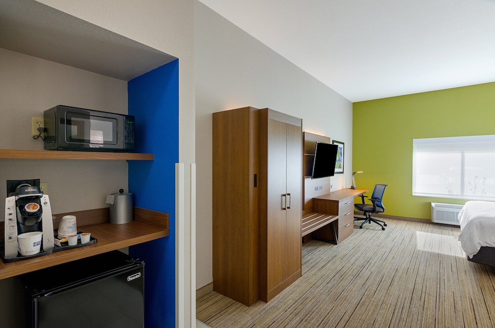 holiday inn express hotel and suites weston by ihg