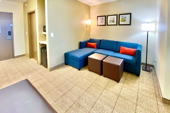 comfort inn and suites harrah