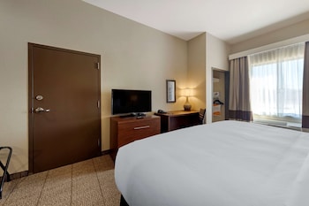 comfort inn and suites harrah