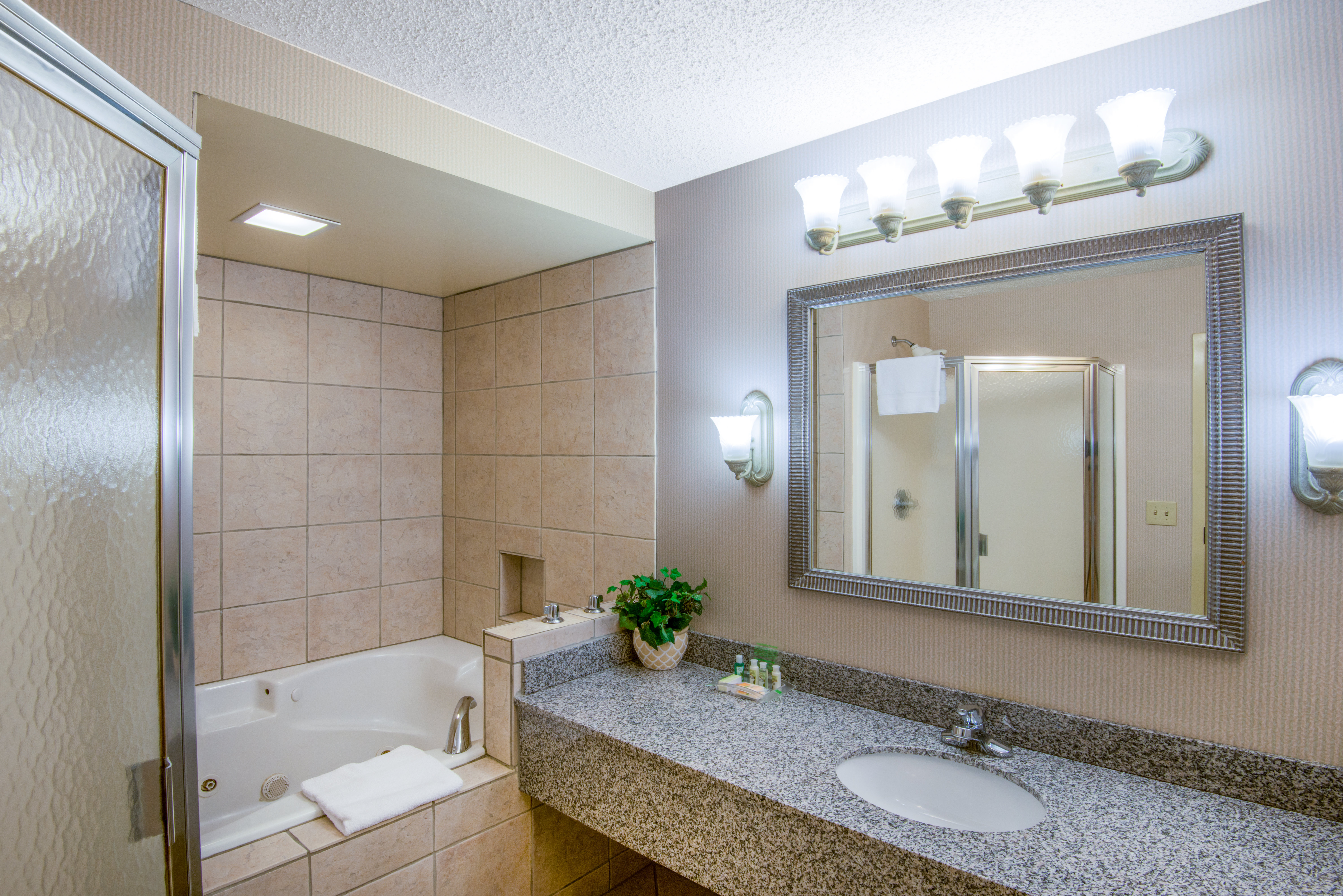 holiday inn riverton by ihg