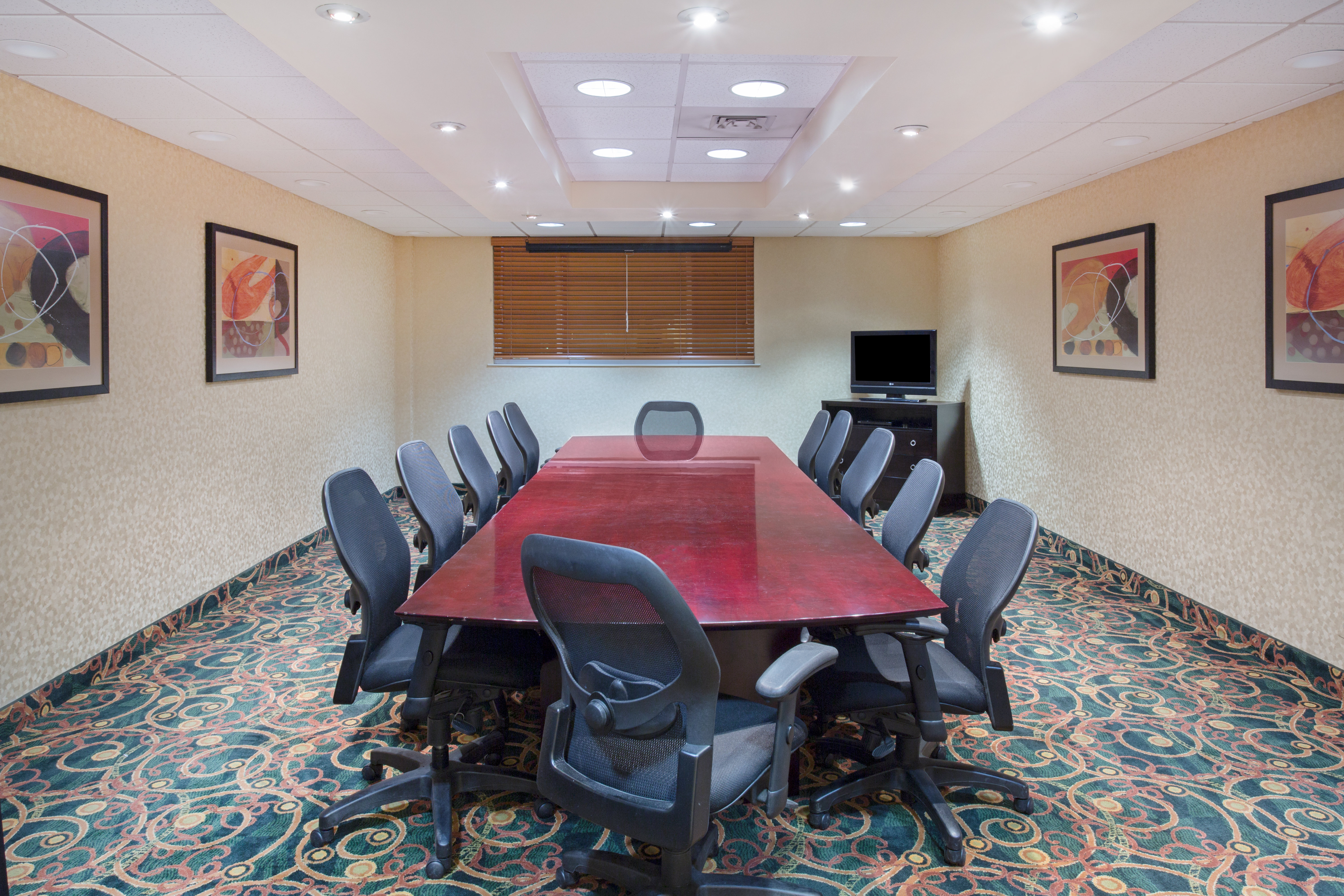 holiday inn riverton by ihg
