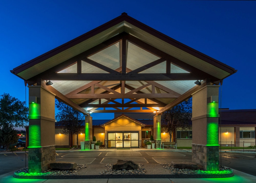 holiday inn riverton by ihg