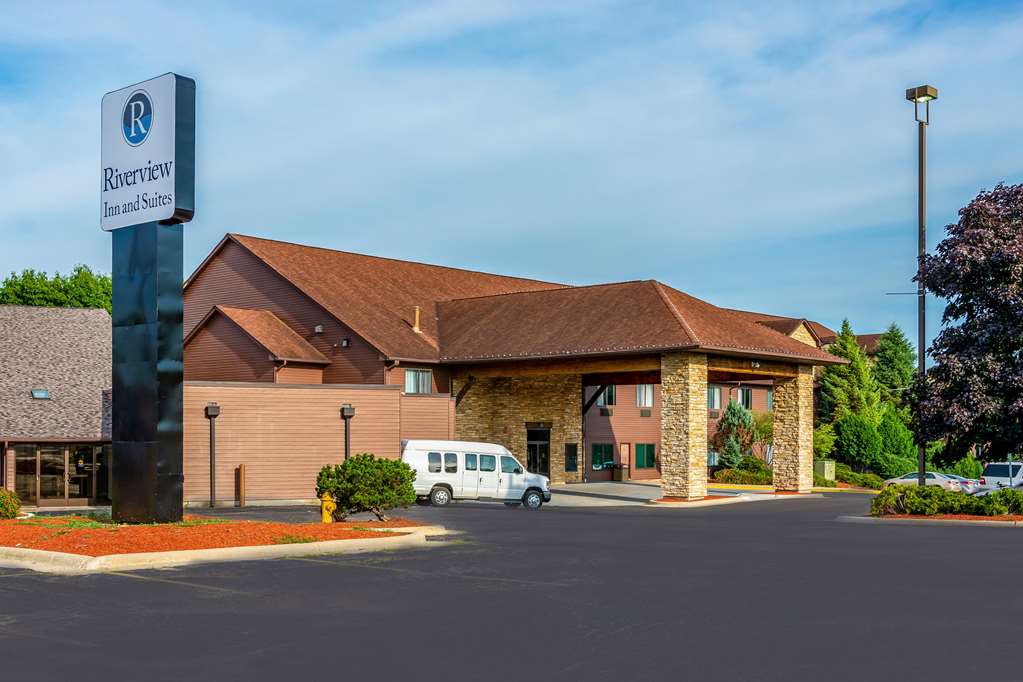 riverview inn and suites ascend hotel collection