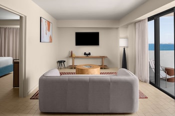 rok hotel kingston tapestry collection by hilton