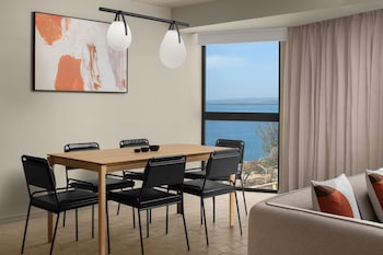 rok hotel kingston tapestry collection by hilton