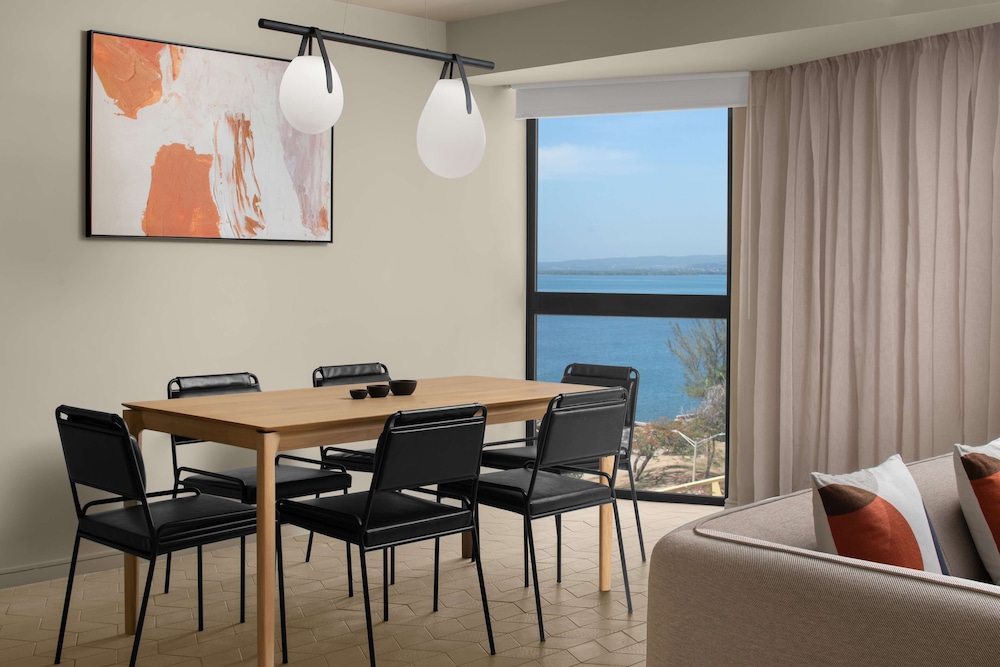 rok hotel kingston tapestry collection by hilton