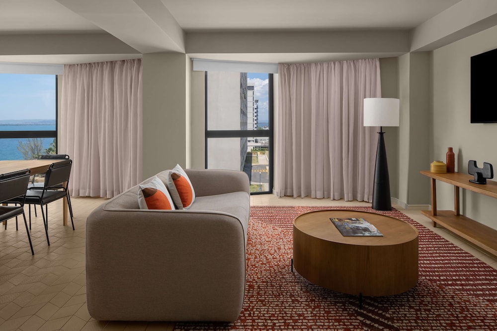 rok hotel kingston tapestry collection by hilton