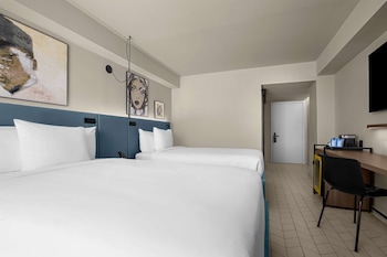 rok hotel kingston tapestry collection by hilton