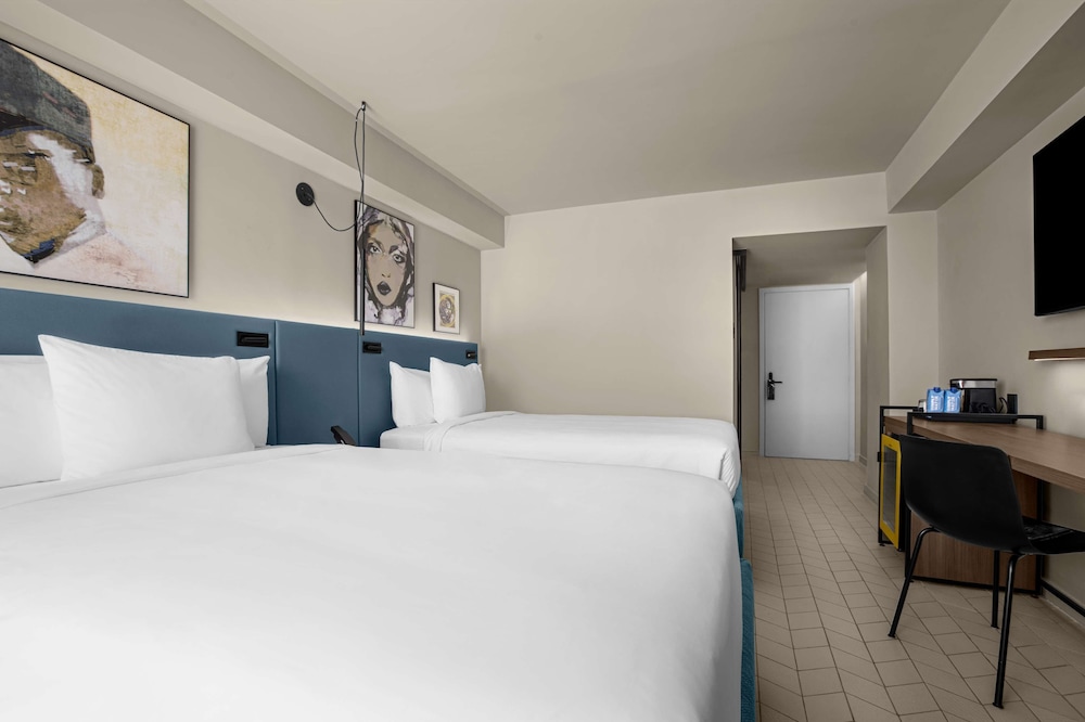 rok hotel kingston tapestry collection by hilton