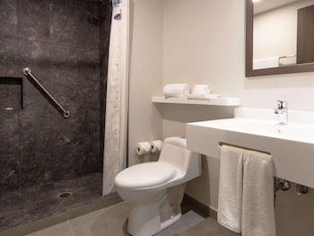 sleep inn guadalajara galerias