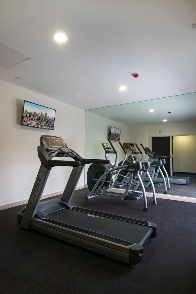 sleep inn guadalajara galerias