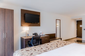 sleep inn guadalajara galerias